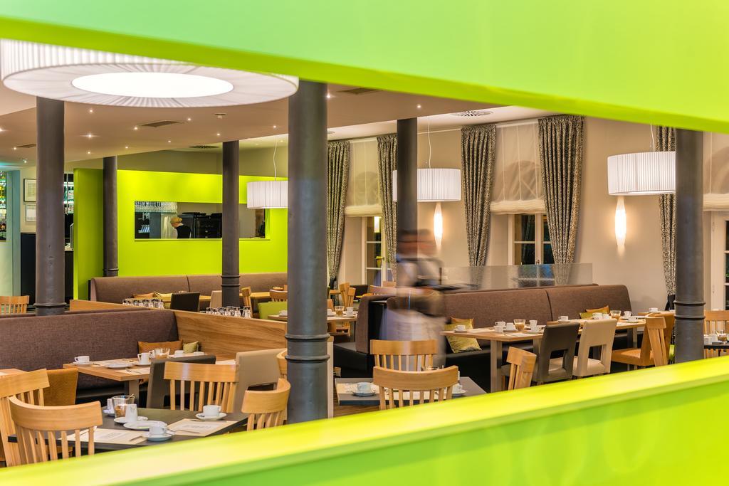 Nestor Hotel Stuttgart-Ludwigsburg Exteriör bild